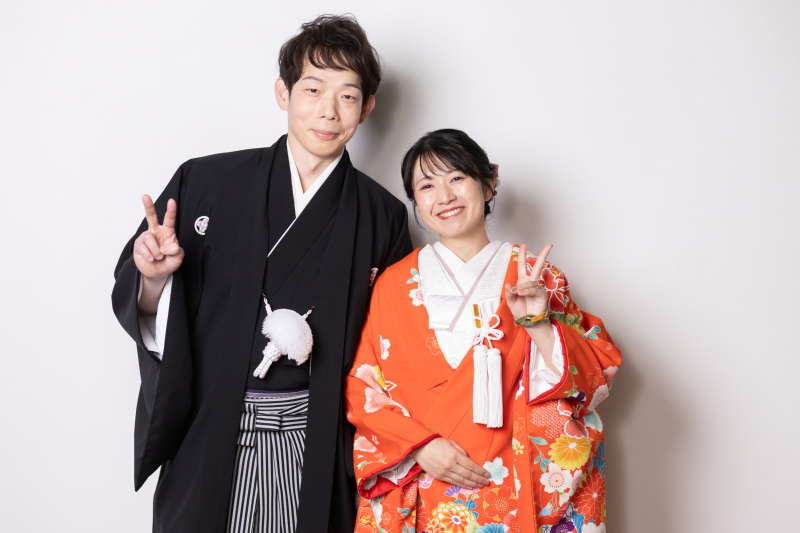 シンプルな背景も和装に合わせると♪