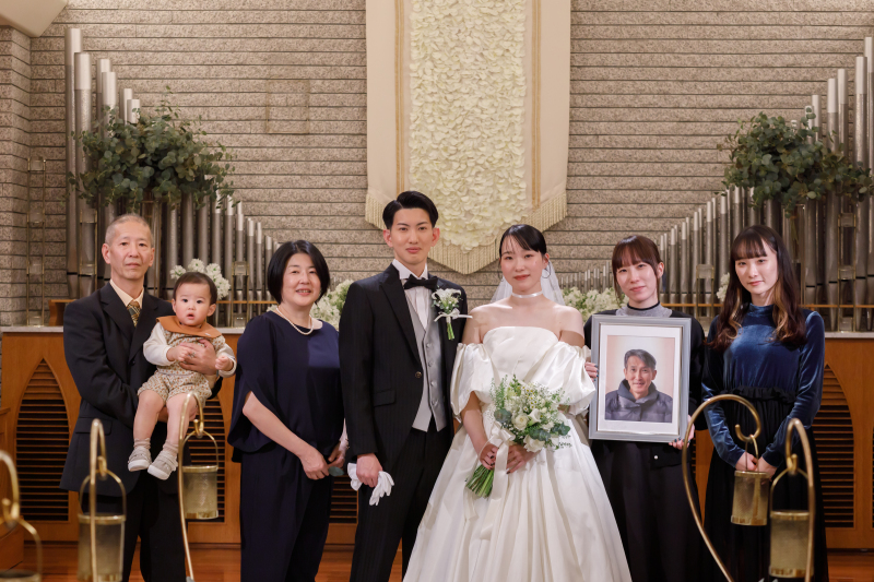 小さな結婚式 千葉海浜幕張店_家族・友人を撮影に呼べる