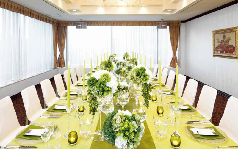 【会食プラン込み】グリーンタワー幕張チャペル洋装1着_50カットデータ付き!6名様会食プラン♪