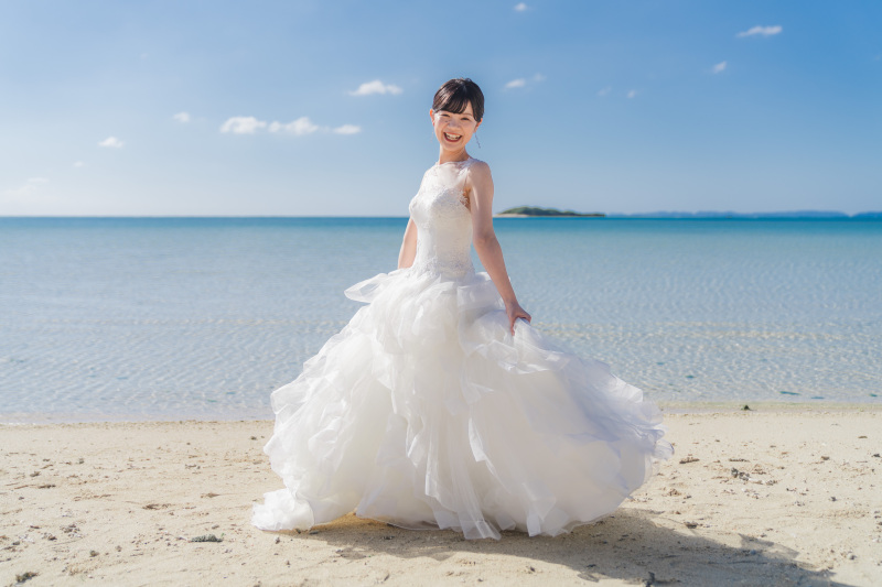 オーダーメイドのドレス、購入したドレスの持ち込みも