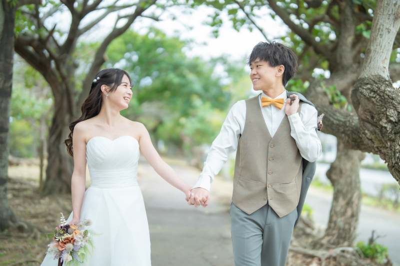 ※沖縄本島限定※【プレミアムフォトプラン+スタジオ撮影】◆◇撮影地:ビーチ&グリーン&スタジオ◇◆所要時間=約150分〜180分