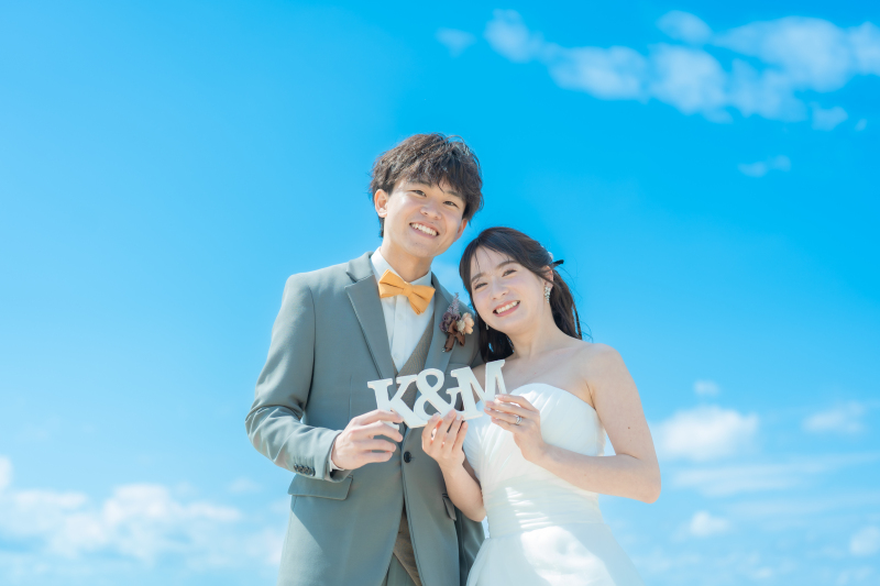 ※沖縄本島限定※【ベーシックフォトプラン+新婦カウンセリング付きヘアメイク】◇撮影地:天然ビーチ◇プロによるカウンセリング付き☆