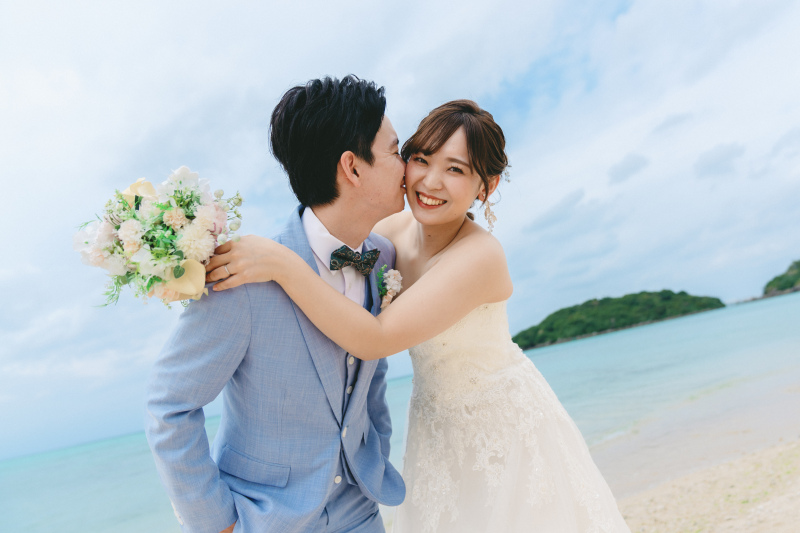 ※沖縄本島限定※【プレミアムフォトプラン】◇撮影地:ビーチ&グリーン◇衣装/ヘアメイク/撮影小物/所要時間120分〜150分