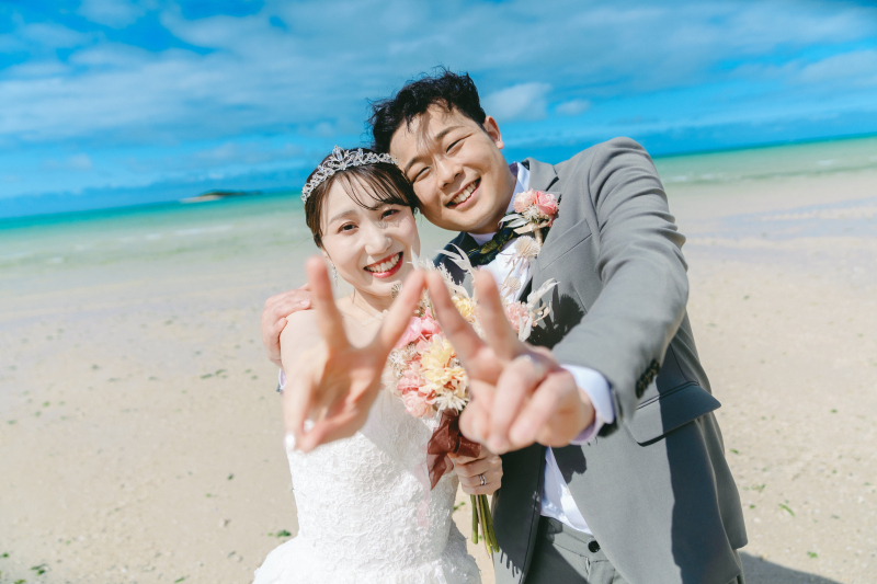 ※沖縄本島限定※【セルフフォトプラン】自分達で自由に撮影したい方!衣装を借りて沖縄の海や街へ繰り出そう!所要時間=90分
