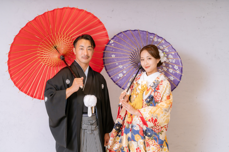 スタジオ撮影では小物を使った撮影も可能です!