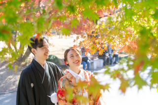 その時々の季節を感じられる庭園での撮影がおすすめ！