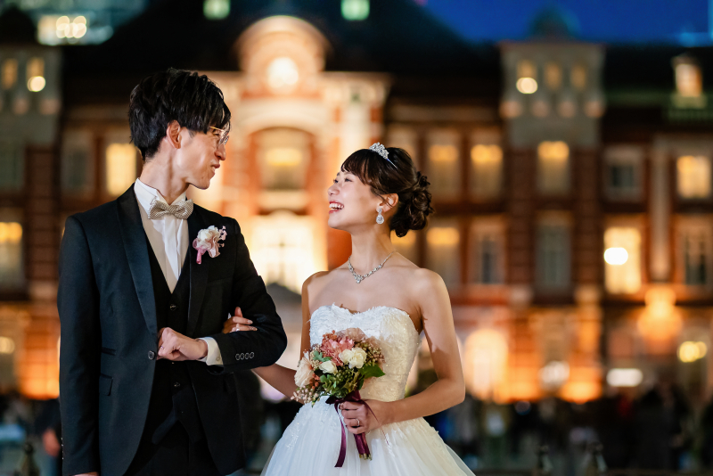 【和装で浅草周辺ロケーション撮影+洋装で東京駅ナイト撮影】こみこみ60カット|ナイト撮影料金も移動費もプラン内