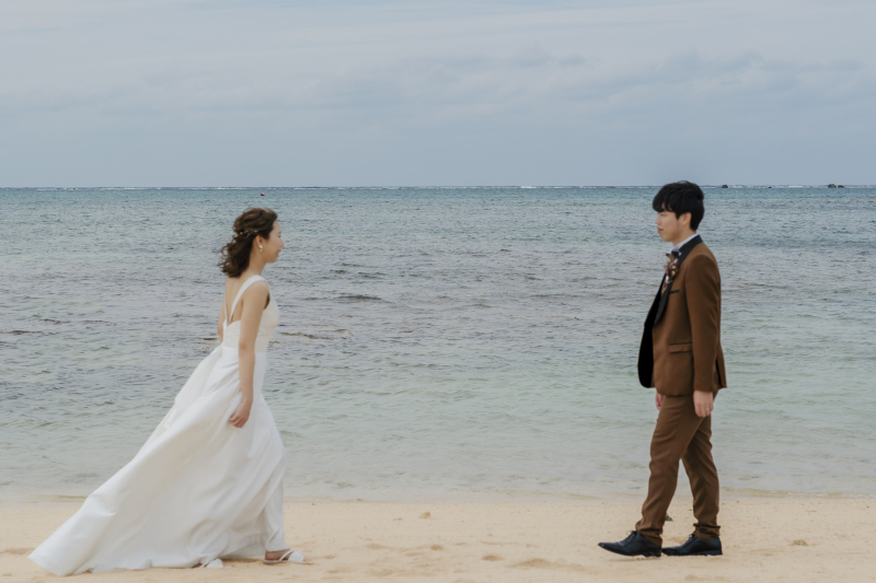 新郎様の方向へ