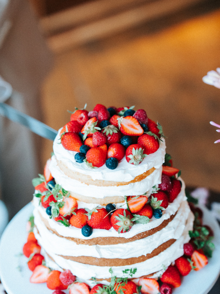 【ウェディングケーキセットプラン】撮影スポットが選べてお得!(スタジオ・カフェ)