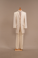 ペールホワイト