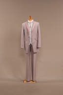 スモーキーピンク