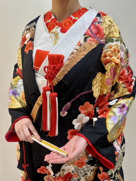 刺繍半衿　紅梅　Y-44-4