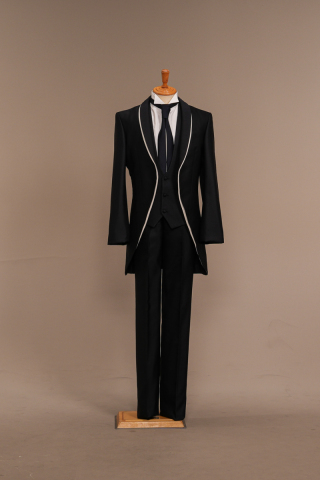 ダークネイビー