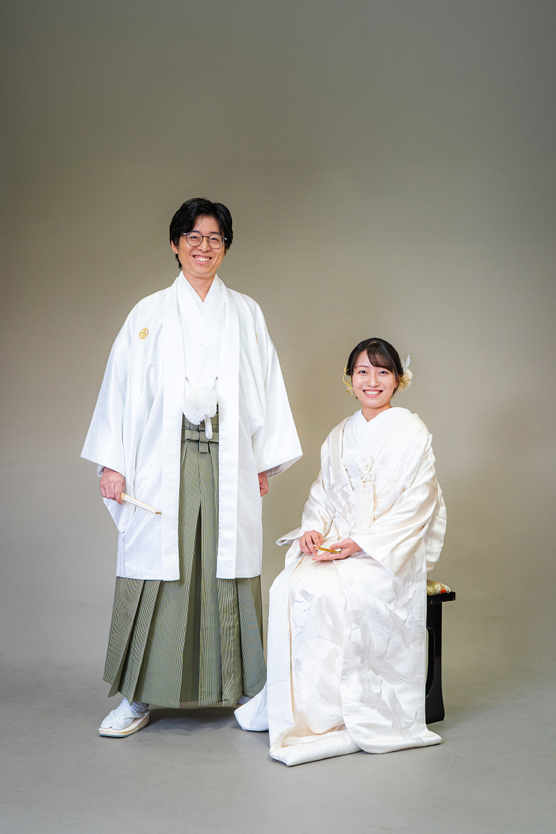 白無垢の凛とした佇まい