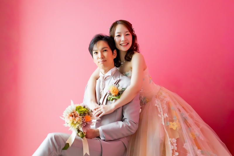 キュートなピンク背景ショット