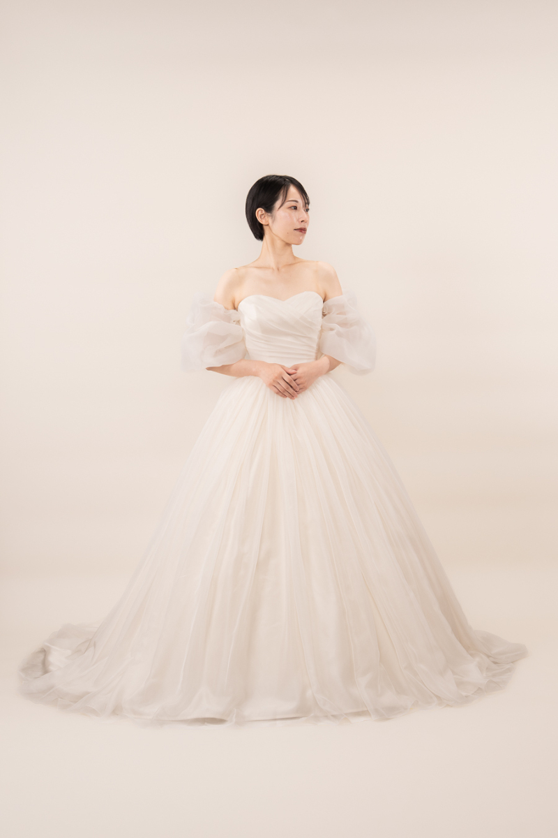 CELES LaVie セレスラヴィ 西日暮里_ウエディングドレスが豊富