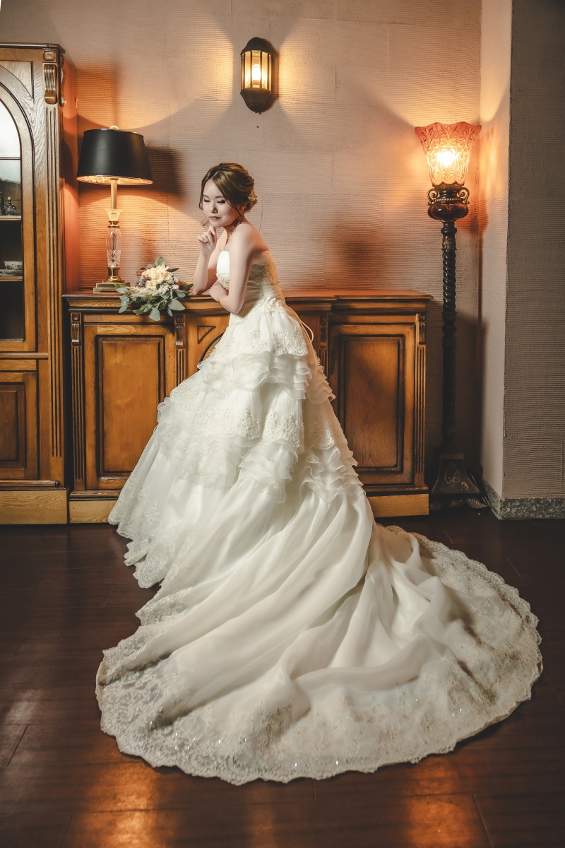 新婦様ソロショット(バックショット)