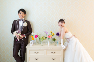 【洋装2着 アルバム12P付/スタンダードプラン】小顔レタッチ付全データ120カット★12月末までに撮影でグレードアップ衣装無料