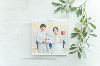 特典ミニアルバム(見開き)