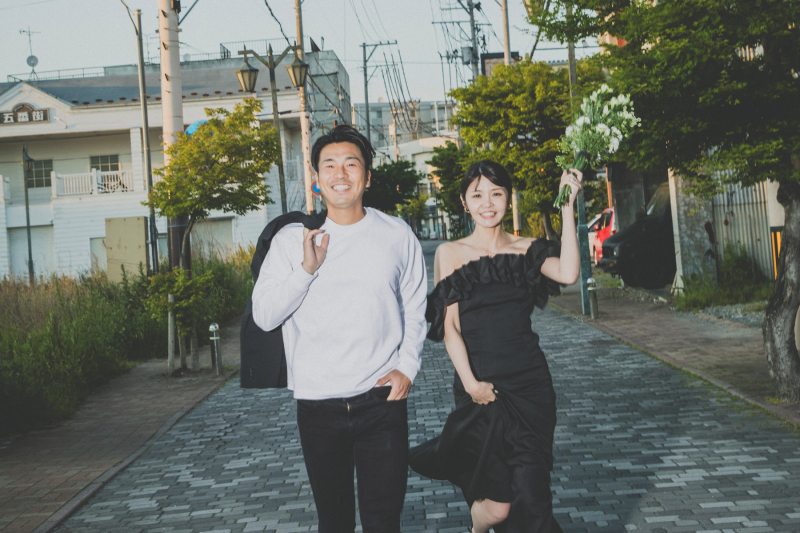 10月ご成約限定！☆街ロケプラン⭐︎100カット保証(肌修正データ10カット込)｜当店無料ドレス1点or持込｜生花ブーケ付き♪