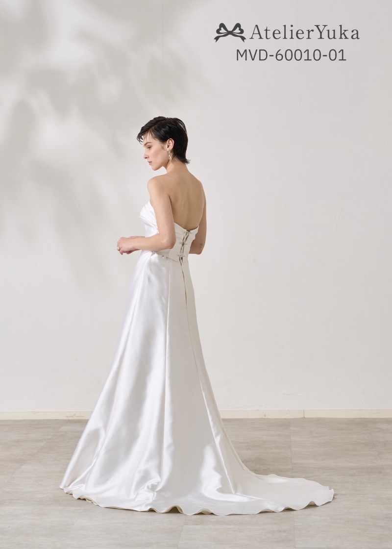 Atelier Yuka 袖付きスレンダー