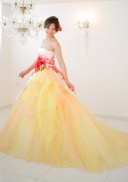 HARDY AMIES　白地プリント柄イエローピンク