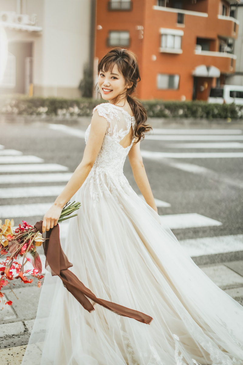 背中あきデザインドレス