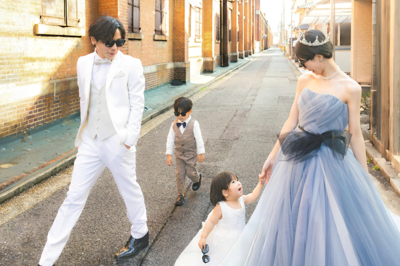 お二人にとって大切な人や大切な物がございましたら写真に収めましょう！【家族】【子供】【ペット】【アクセサリー】【車】【スポーツ用品】　　　【ぬいぐるみ】【推しグッズ】
