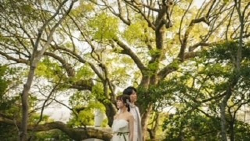 【トレンド動画付き】映画のワンシーンのような海ロケーションフォト