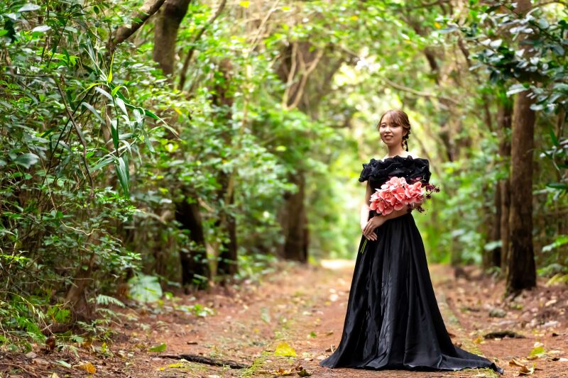 カラードレスで雰囲気を変えて