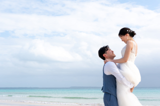 特別な空間と宮古島の海を楽しみながら＼ビーチ＆チャペルフォト／