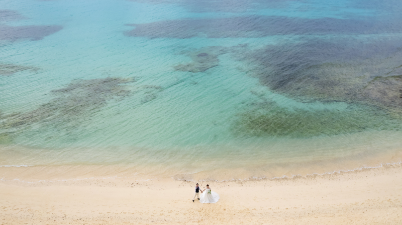 壮大なスケールで残す＼ビーチ＆ドローンフォト／
