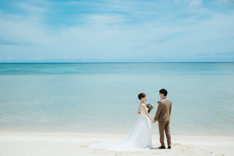 【石垣島】\プロの美容アテンド同行の安心撮影♪*/68,200円で50カット!ドレス選び放題!10月~12月もまだ間に合う!