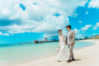 【沖縄本島限定】12～2月までの限定特別価格！70カットを8.8万円で叶える★＼憧れのビーチ&サンセット撮影♪／
