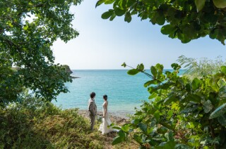 【沖縄本島_この夏だけの限定フォトプラン】／9月末までの撮影！ビーチ＆グリーンフォト50カット♪衣裳選び放題＆ヘアメイク全て込！