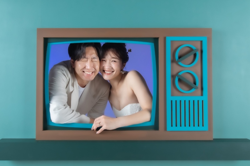 キャッチーでPOPなテレビ背景で