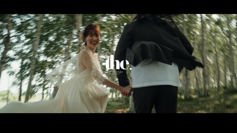 ショートムービー付き｜札幌市内選べるロケ＆スタジオ2着プラン