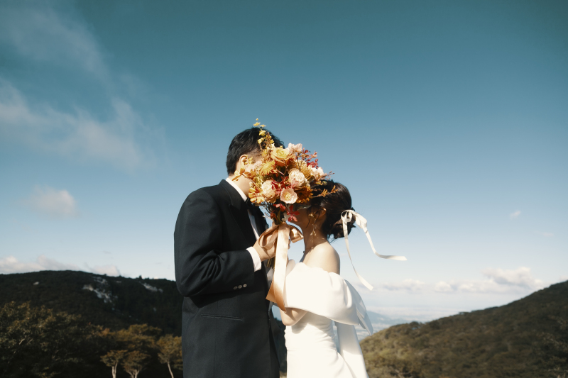 【お気軽ドレスタキシード付き】お好きな場所で1スポット120分♢ヘアメイクアテンド付き/データ80カット