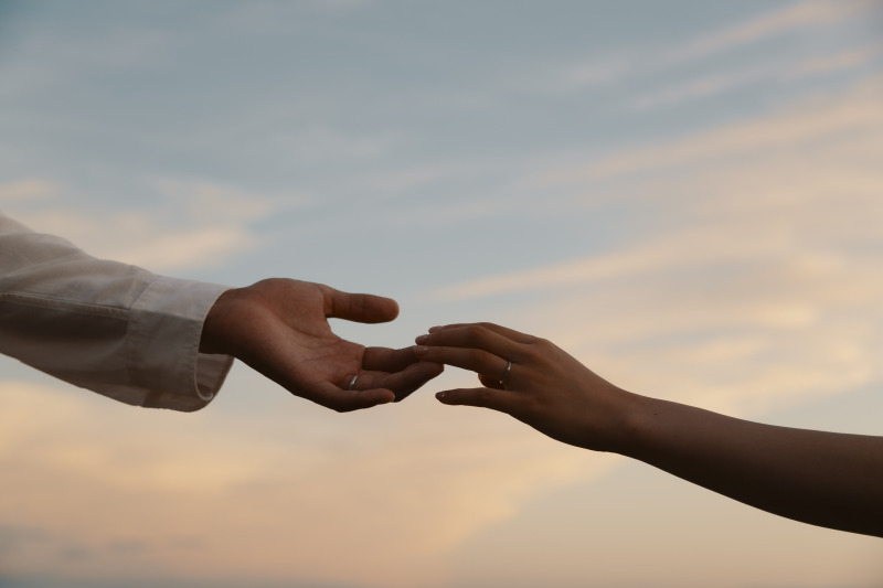 【キャンプフォト】キャンプ場でフォトプラン♢ドレス・ヘアメイクアテンド・ブーケ付き/データ200カット