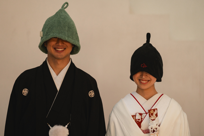 顔かくしショット！