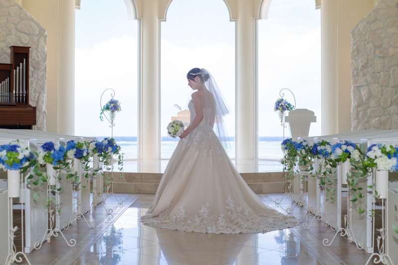 小さな結婚式 沖縄那覇店_チャペルで撮影できる