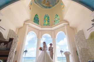 小さな結婚式 沖縄那覇店_リザン・ル・アンジュマリー教会