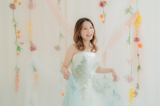 【ひとりでも撮れるスタジオソロフォトウェディング★】洋装1点ライトプラン(1カット)｜衣裳・美容着付け込