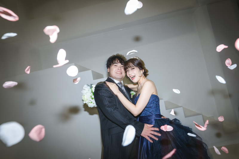【セルフフォト|お手持ちのカメラで自由に撮影!】結婚記念日や入籍記念におすすめ!衣裳レンタル込スタジオ貸切プラン