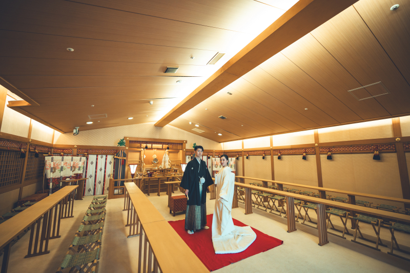 和装を惹き立たせる姿