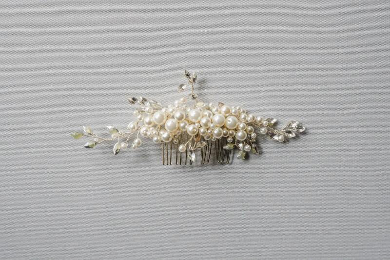 ヘアアクセサリー