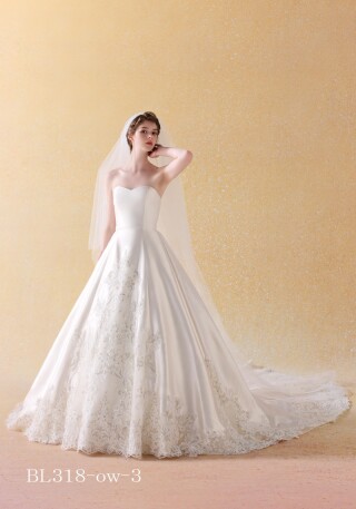 ウェディングドレス