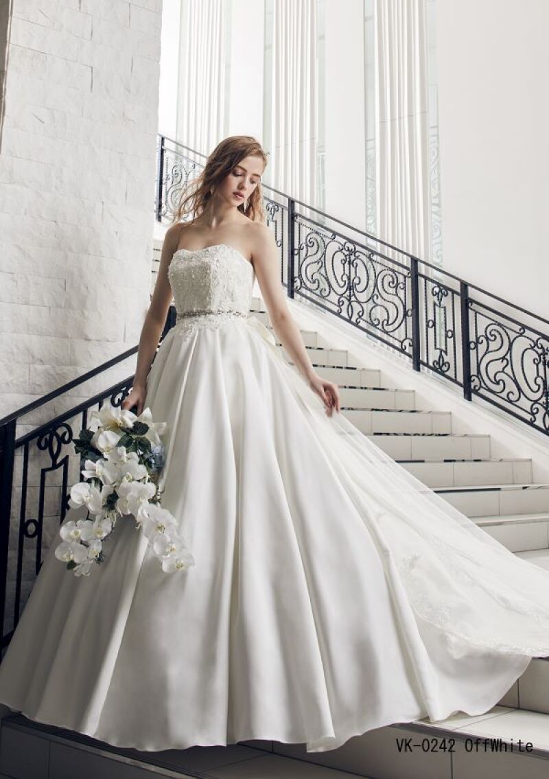 ウェディングドレス