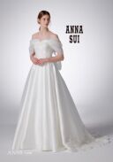 ウェディングドレス