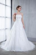 ウェディングドレス